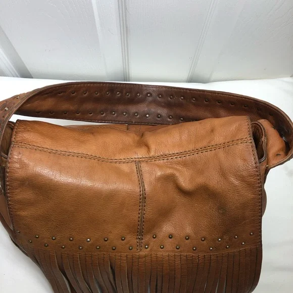Gianni Bini Brown Leather Vintage Studded Hobo Magnetic Closure Fringe Bag Purse - Picture 4 of 16